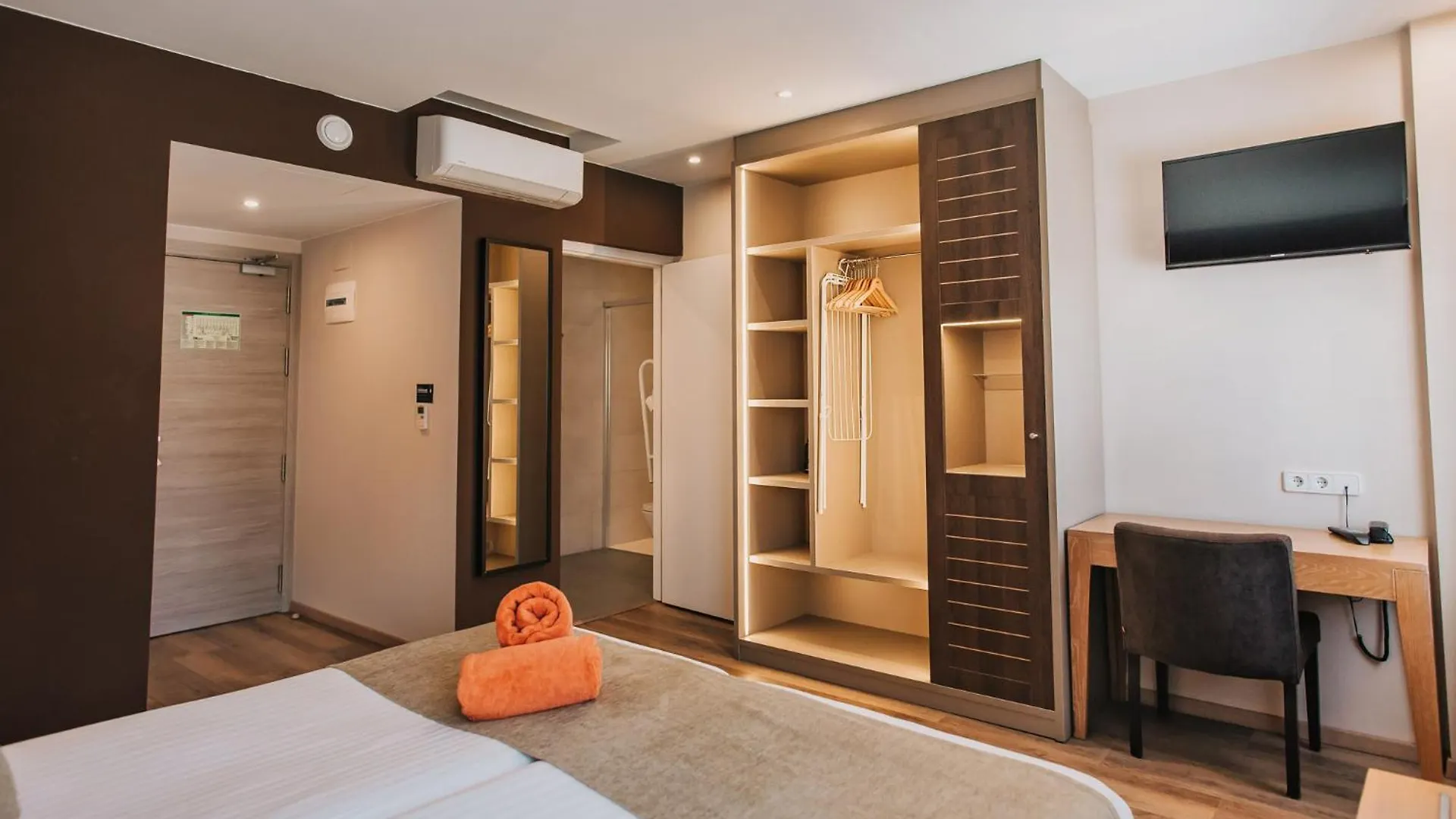 Hotel Windsor Tossa - Adults Only 16 Tossa de Mar 3*,  Spain